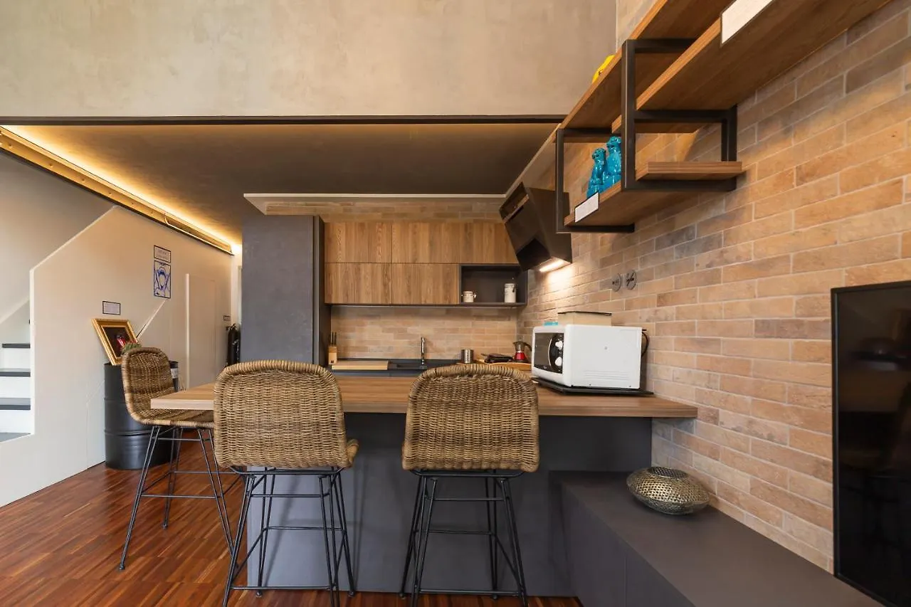 شقة Luxury Loft Adriano 51 ميلان