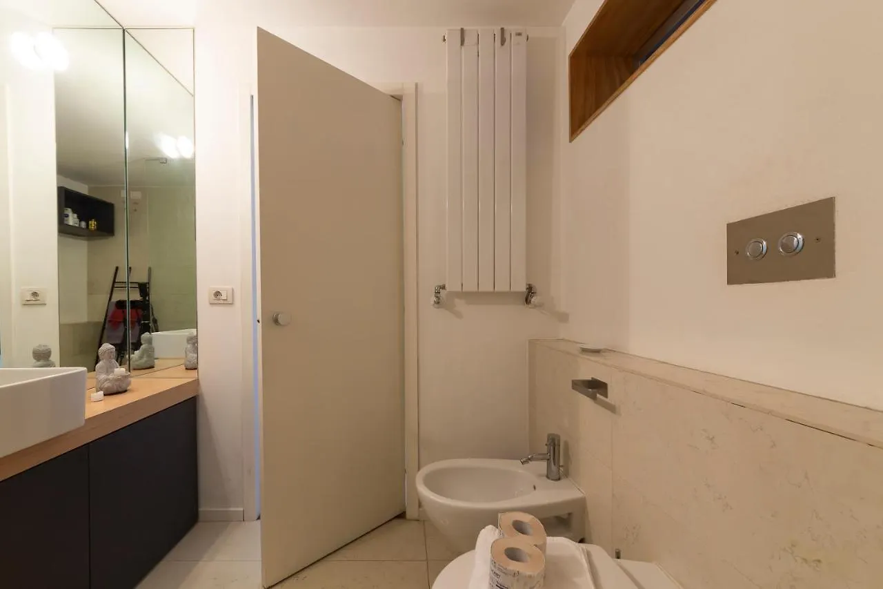 شقة Luxury Loft Adriano 51 ميلان 0*,  إيطاليا