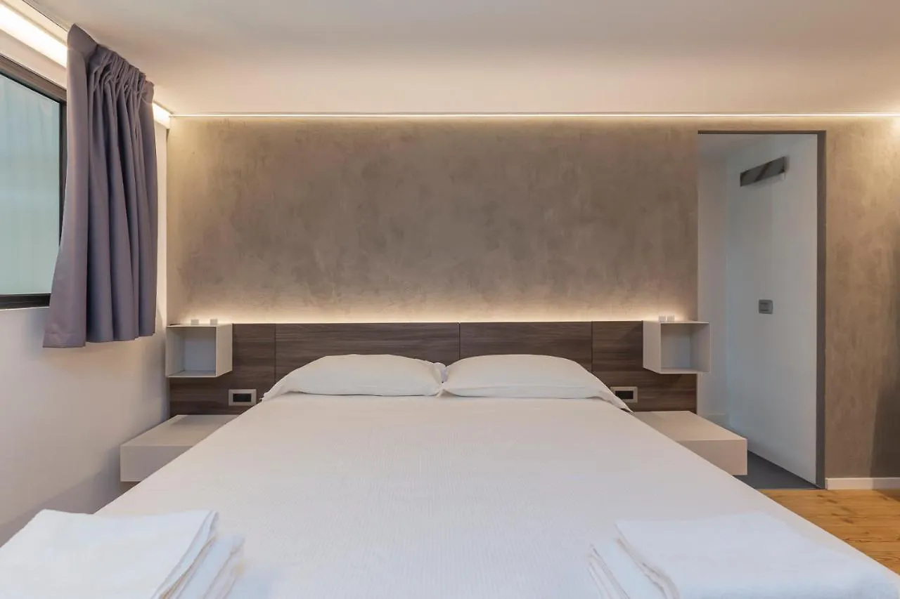 شقة Luxury Loft Adriano 51 ميلان